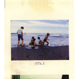 日韩成人动漫av
